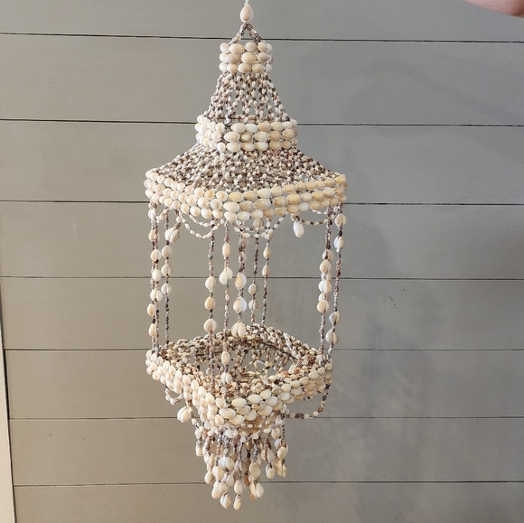 Vintage 70s seashell chula cowry pectin  hanging chandelier plant hanger planter - Picture 1 of 9